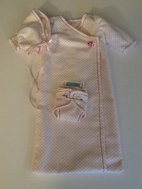 The Preemie Project featured by http://www.itchinforsomestitchin.com