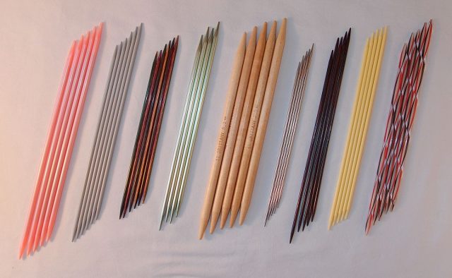 Double-Pointed Knitting Needles. http://www.itchinforsomestitchin.com