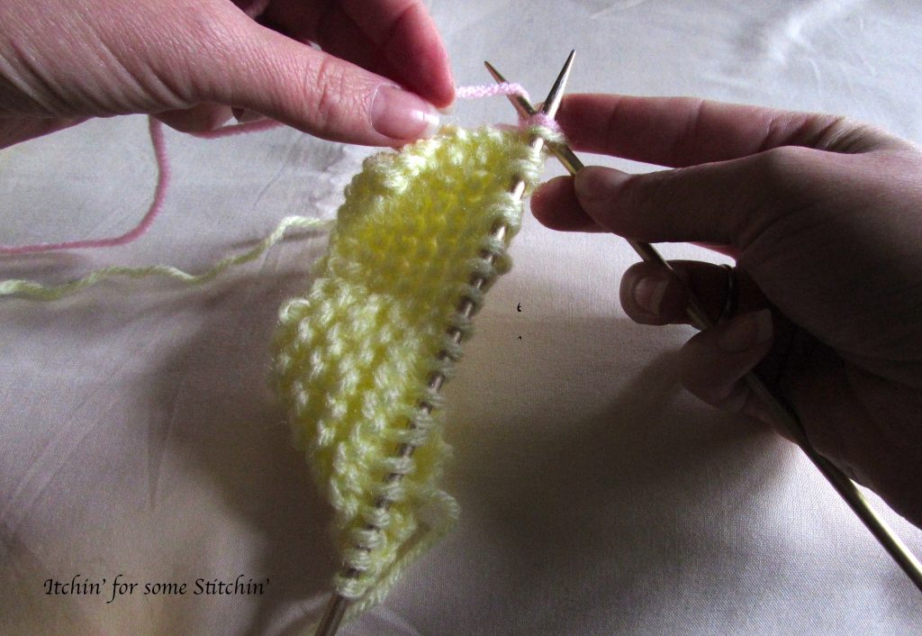 Join Yarn in Knitting_ Method 2_step 5. http://www.itchinforsomestitchin.com