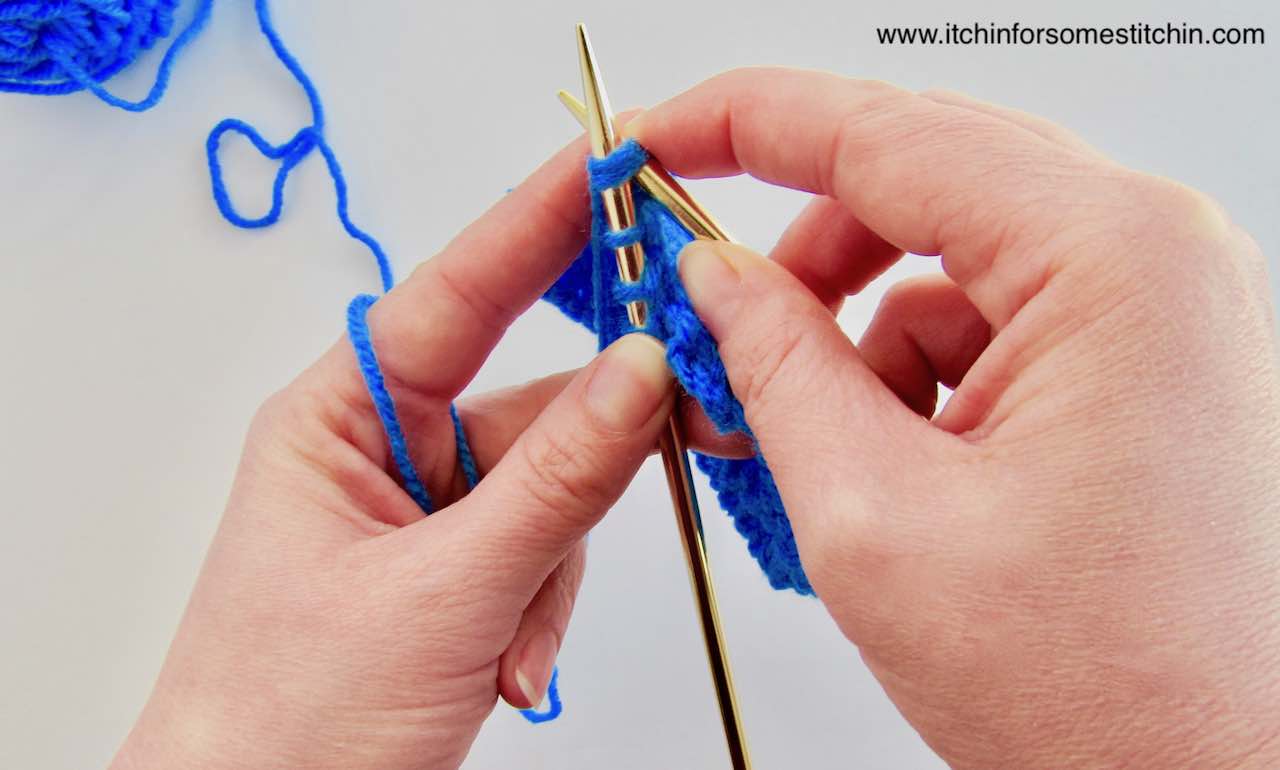 How to Decrease in Knitting Tutorial by www.itchinforsomestitchiin.com