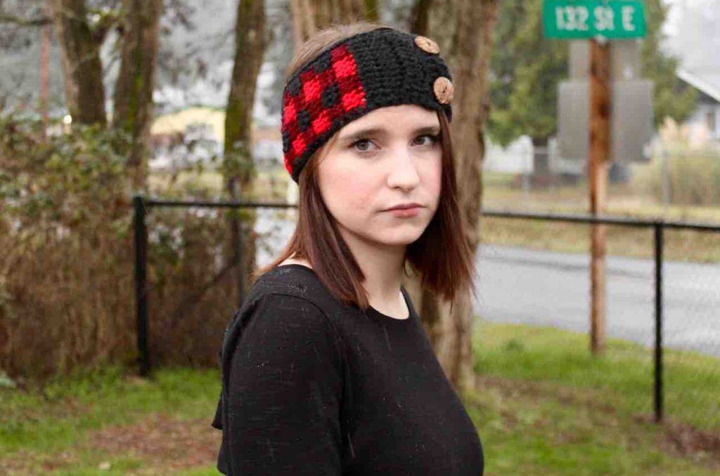 Simply Chic Plaid Head Warmer by www.itchinforsomestitchin.com