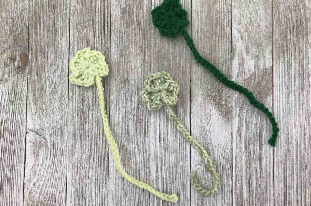 How to Crochet a Shamrock Bookmark by www.itchinforsomestitchin.com